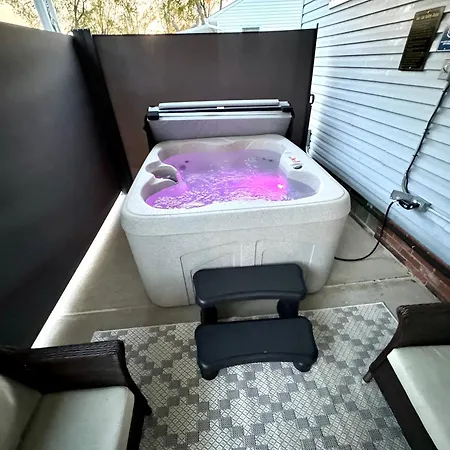 Parma Ranch With Hot Tub And Game And Media Room